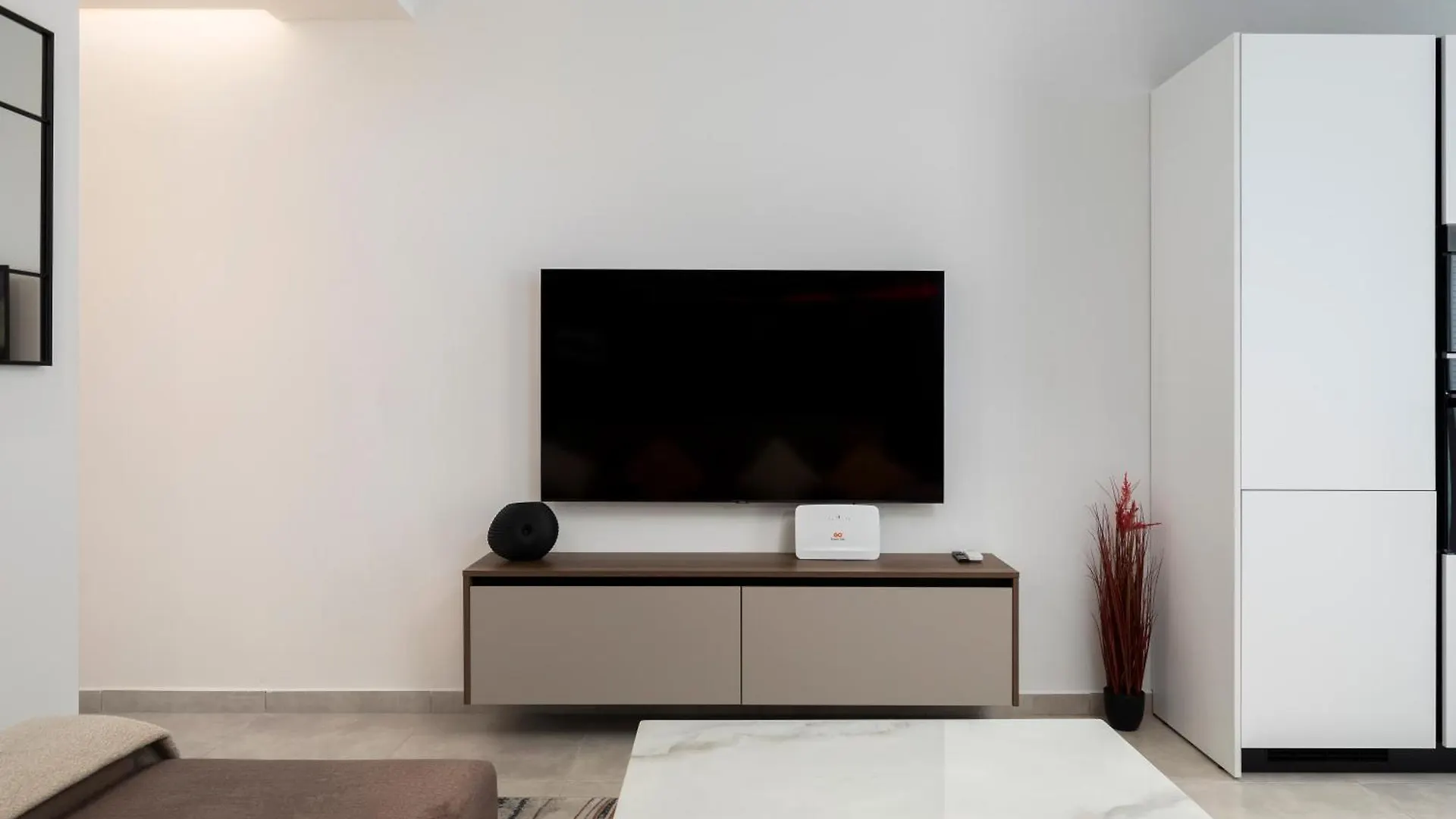 Modern 2Bd Apartment With Spacious Layout & 2 Balconies - San Gwann 0*,  Malta