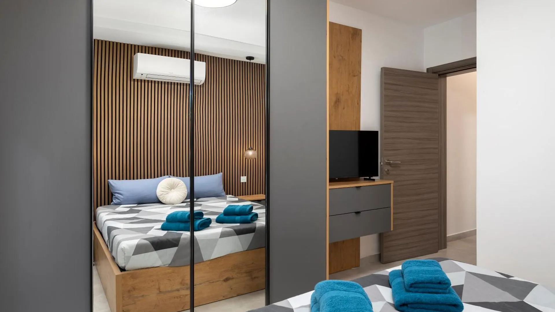 Modern 2Bd Apartment With Spacious Layout & 2 Balconies - San Gwann 0*,  Malta