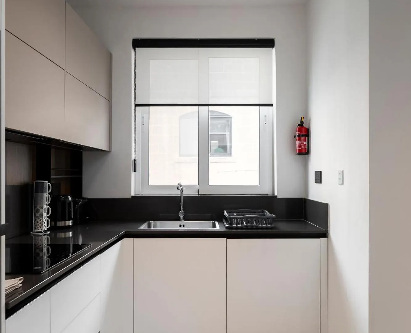 Modern 2Bd Apartment With Spacious Layout & 2 Balconies - San Gwann